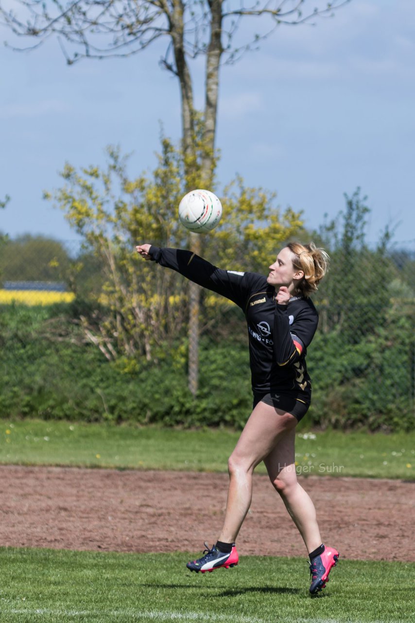 Bild 319 - Faustball Frauen Wiemersdorf